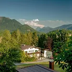 Hotel Alte Post 4*