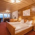 Hotel Alte Post 4*