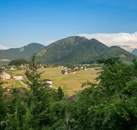 מלון Alte Post 4*